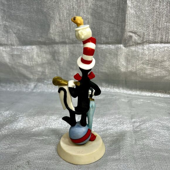 MINT Vintage 2000 Hallmark DR. SEUSS "HAT TRICKS"  Figurine 1E 8965 - Picture 2 of 5